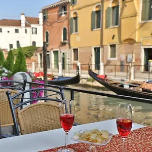 casa-burchielle.hotelinveneto.com/