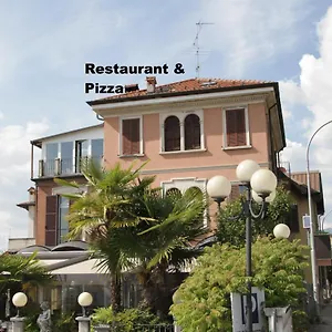 https://villa-oldrado.it-lombardy.com