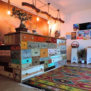 timbuktu-hostel.sicilyhotelsitaly.net/