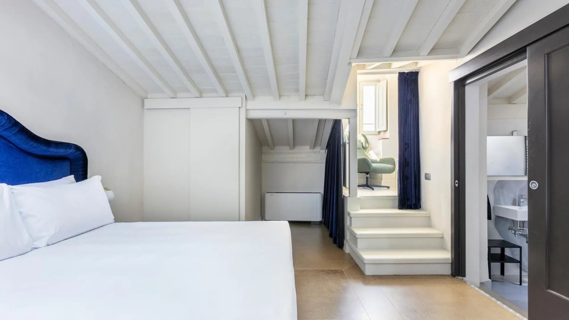Numa Florence Felice Aparthotel